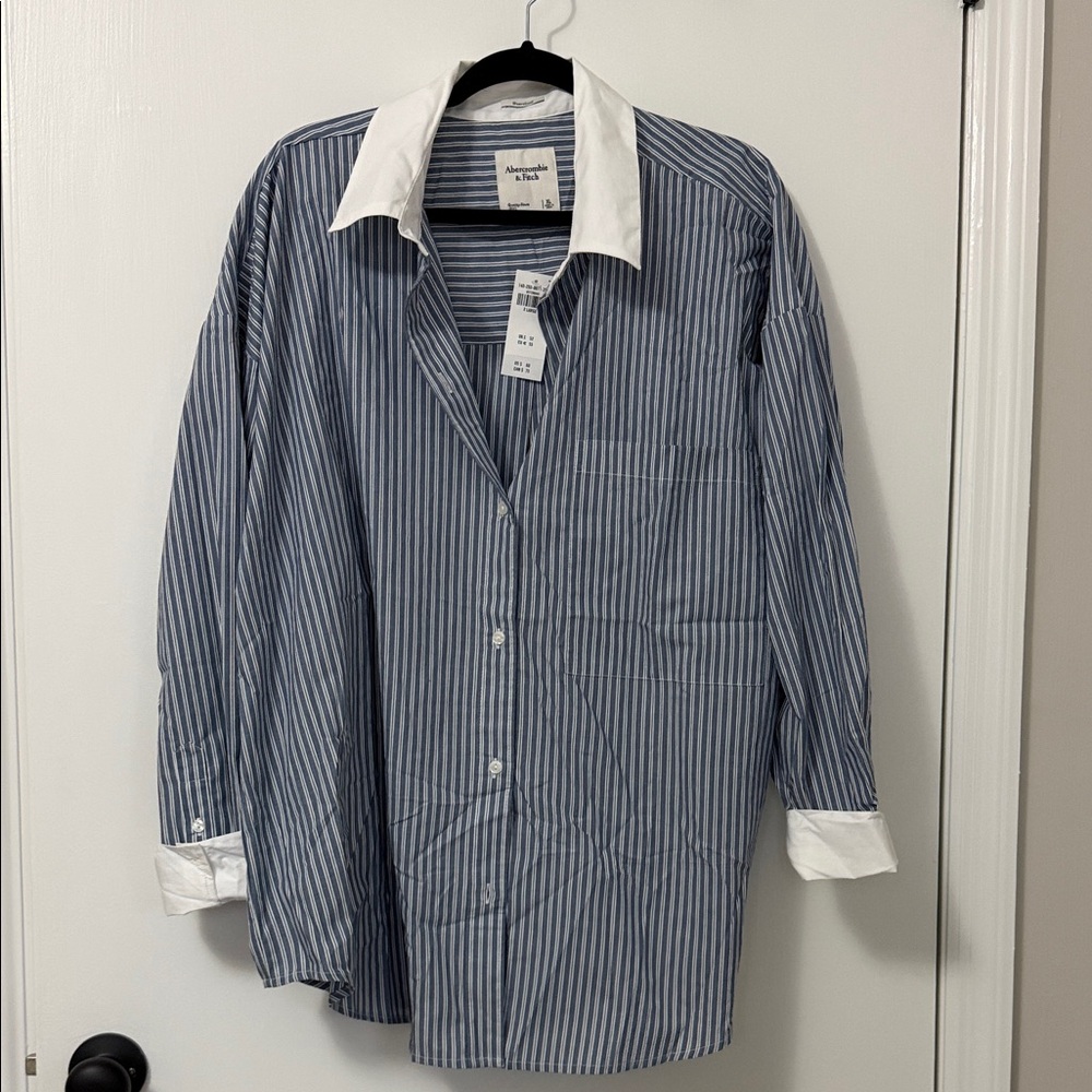 Abercrombie & Fitch Blue and White Striped Button Down Shirt